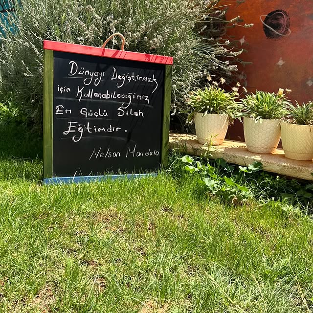 Kurumumuzdan Kareler